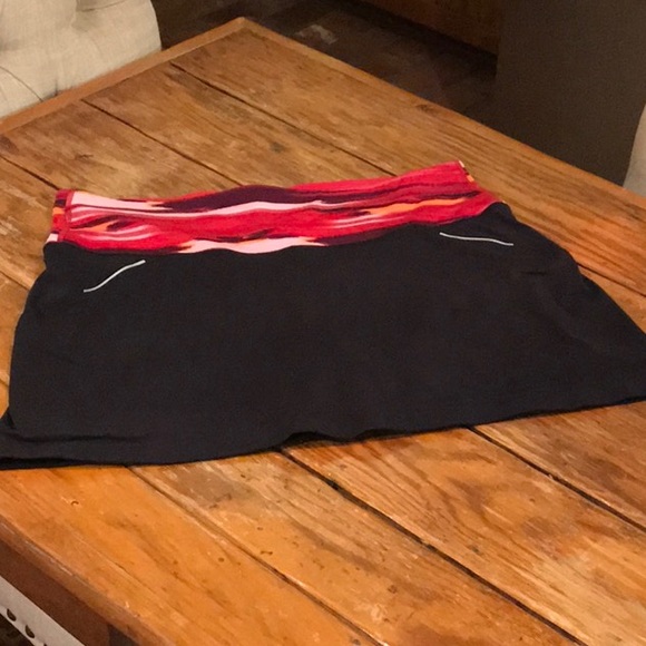 Athleta Pants - Athleta size L skort